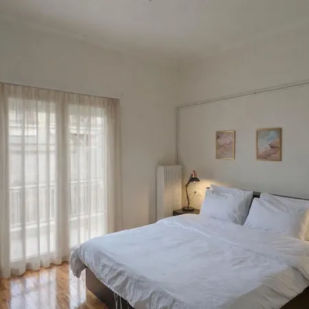 Houseloft Seaview Hub