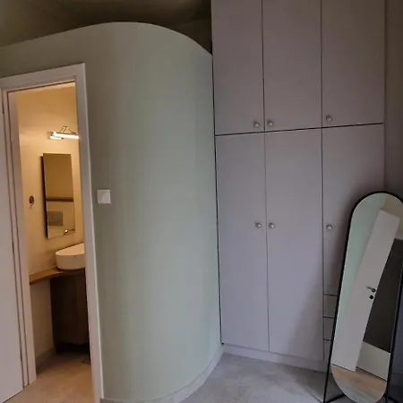 Houseloft Seaview Hub *